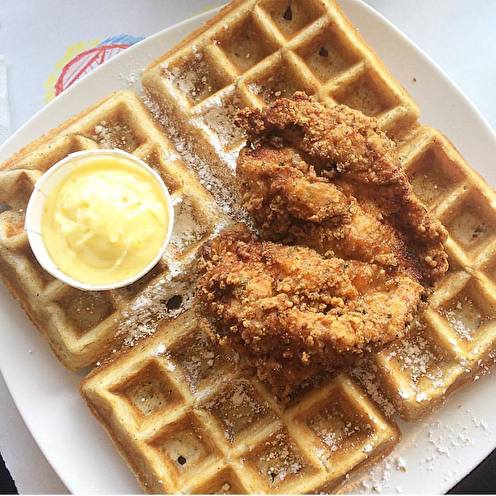 Dame's Chicken & Waffles